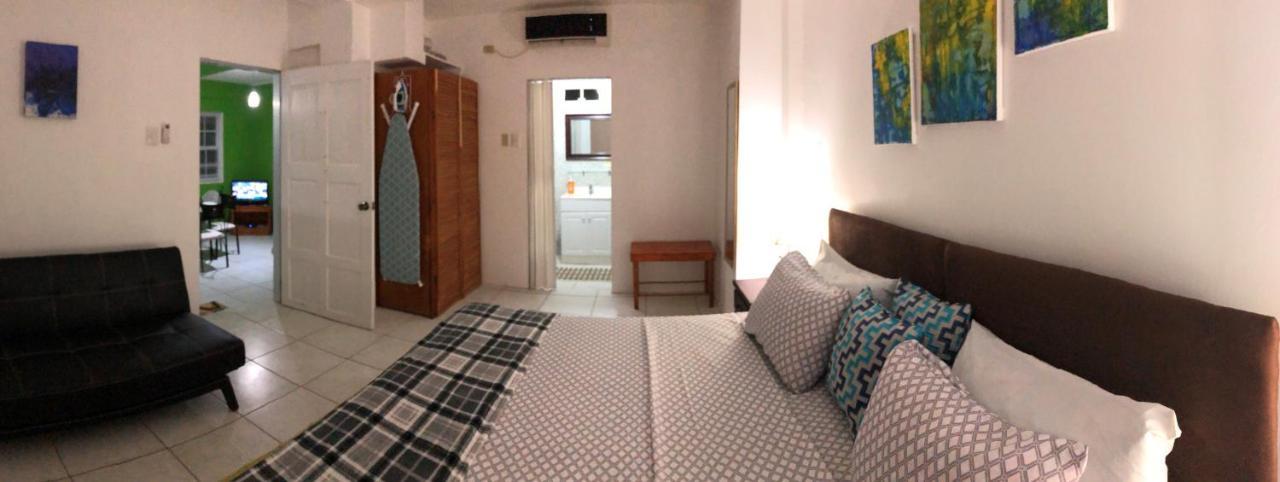 Tropical Apartments Tobago สการ์โบโร ภายนอก รูปภาพ