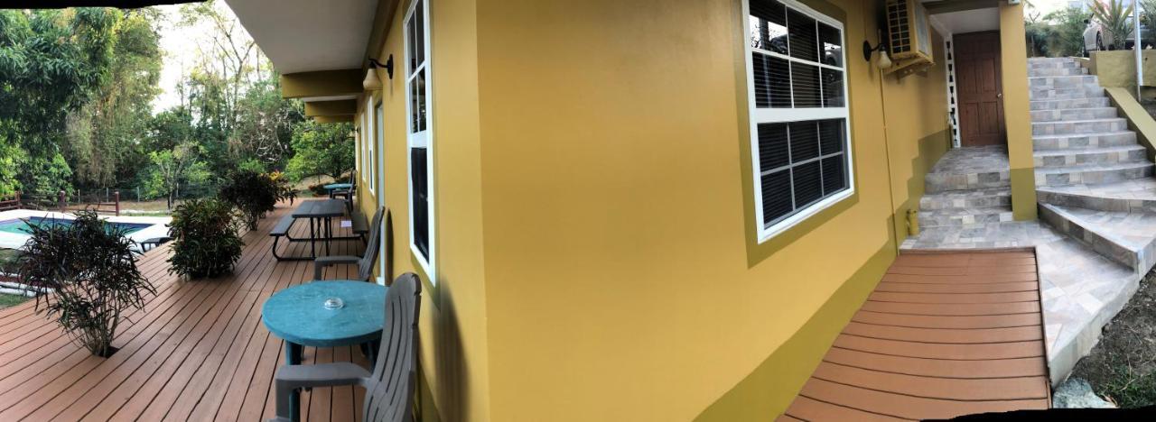 Tropical Apartments Tobago สการ์โบโร ภายนอก รูปภาพ
